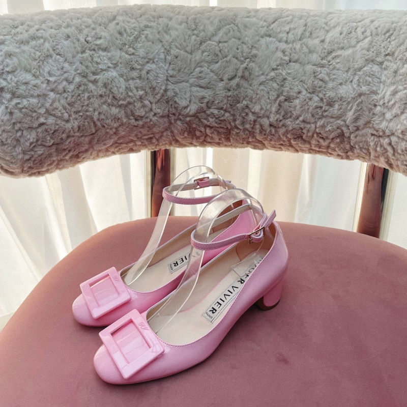 roger u1u1er flat shoes